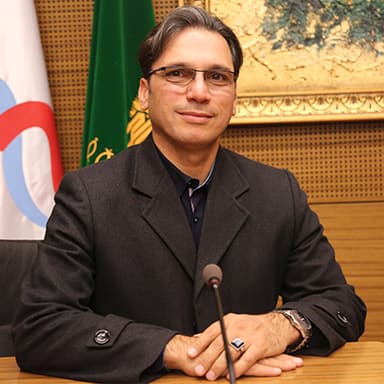 دکتر مسعود خاکی حصاری