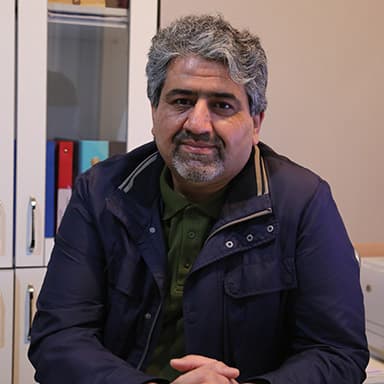 دکتر علیرضا باری 