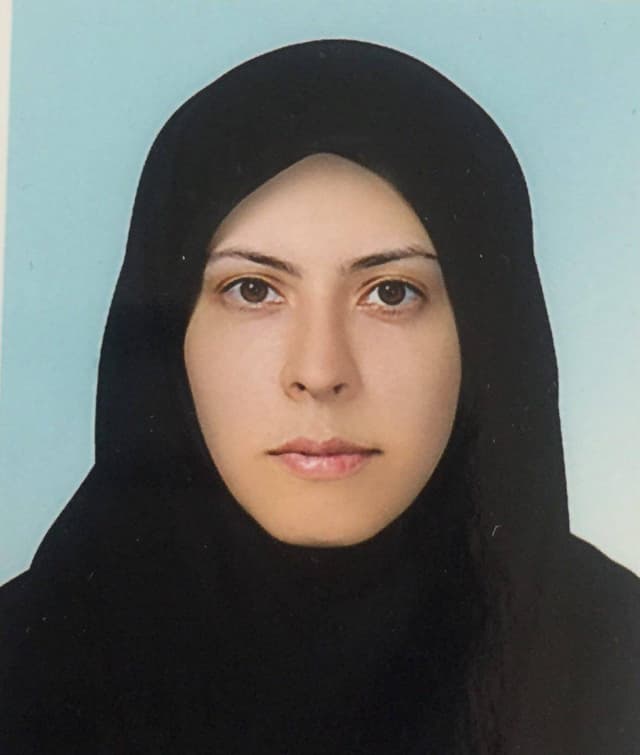  دکتر پروانه لایق 