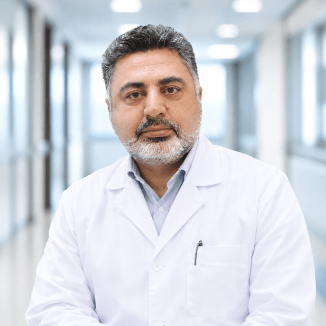 دکتر ایرج وثوق 