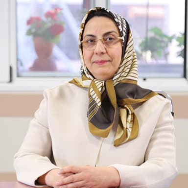 دکتر مینو نایبی