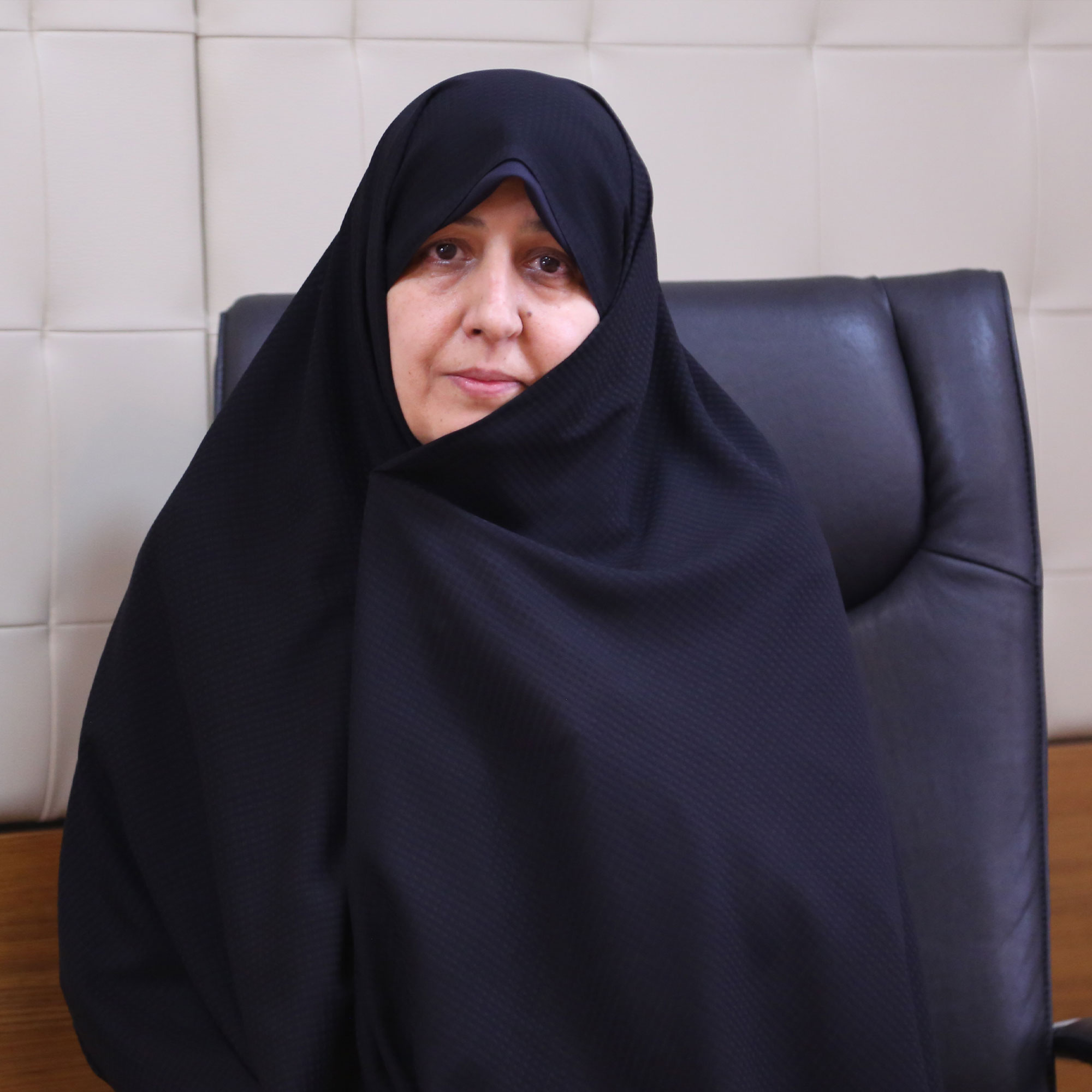 خانم-عرب-عامری-انسیه--پزشک-عمومی